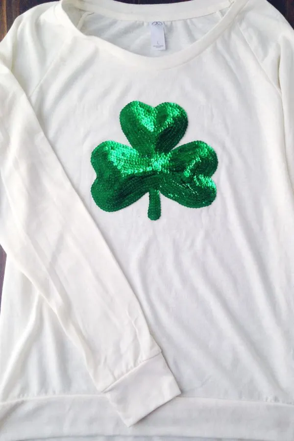 DIY Sequin Shamrock Shirt by @cydconverse