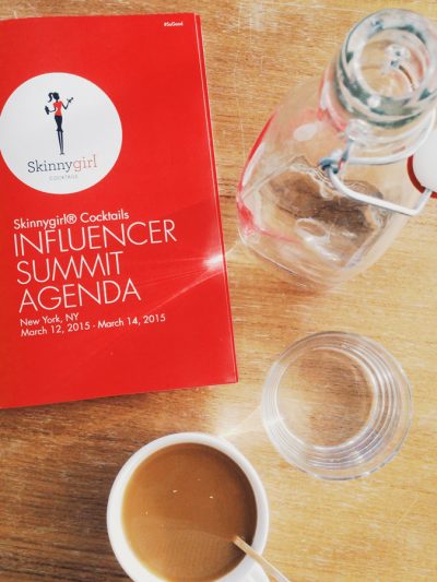 Greeting from New York + Friday Link Love thumbnail