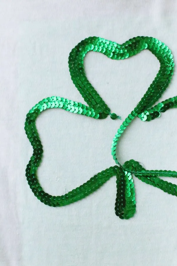 DIY Sequin Shamrock Shirt from @cydconverse