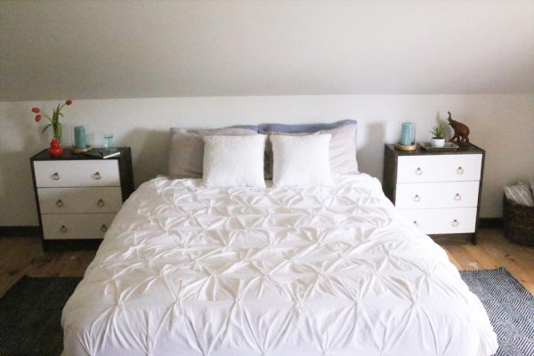 Bedroom Makeover from @cydconverse | Paint by @valsparpaint - Transparent VR106E