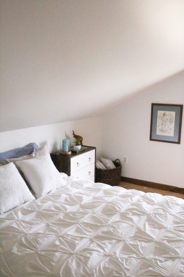 Bedroom Makeover from @cydconverse | Paint by @valsparpaint - Transparent VR106E