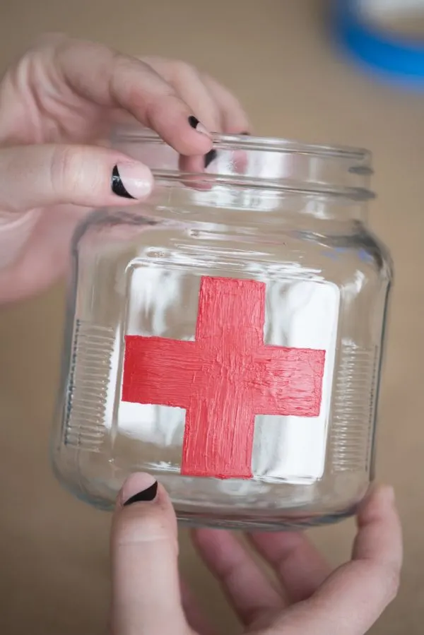 DIY First Aid Apothecary Jar from @cydconverse