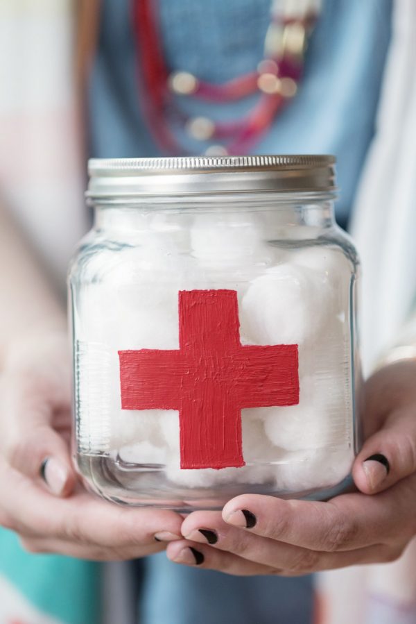 DIY First Aid Apothecary Jar from @cydconverse