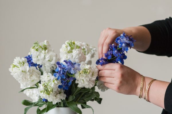 DIY Grocery Store Flower Arrangement by @cydconverse