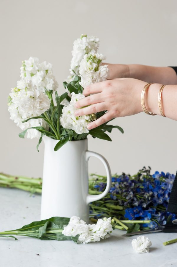 DIY Grocery Store Flower Arrangement by @cydconverse