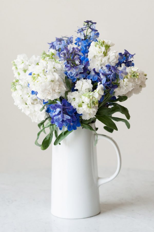 DIY Grocery Store Flower Arrangement by @cydconverse