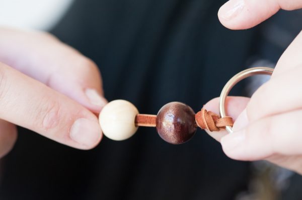 DIY Wooden Bead Keychain by @cydconverse