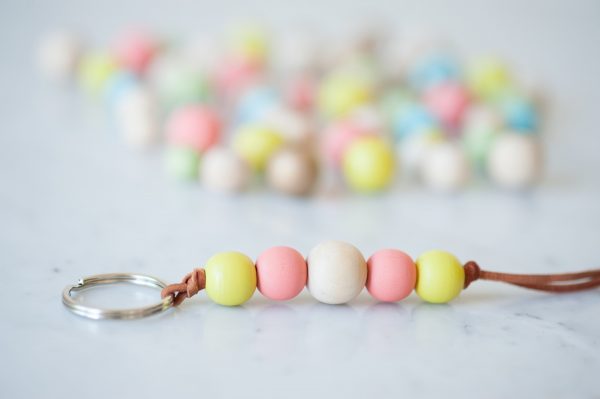 DIY Wooden Bead Keychain by @cydconverse