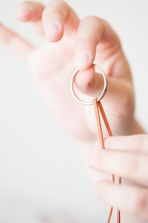 DIY Wooden Bead Keychain by @cydconverse