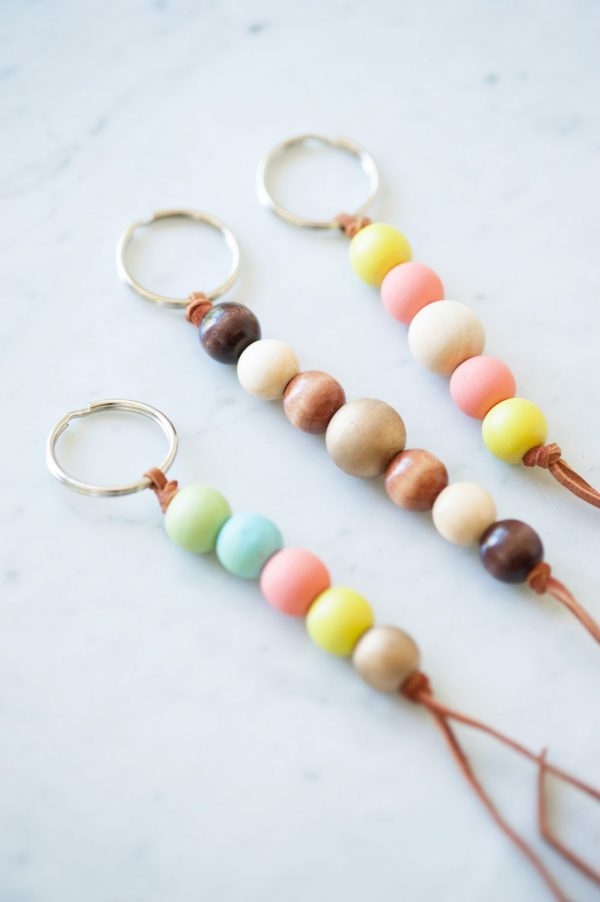 DIY Wooden Bead Keychain by @cydconverse