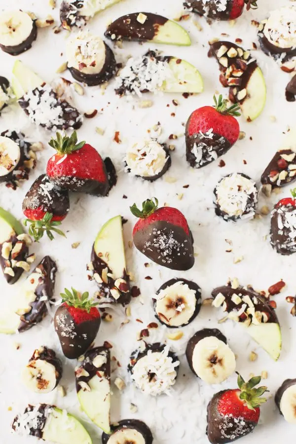 Homemade Chocolate Truffle Fruit Bites by @cydconverse