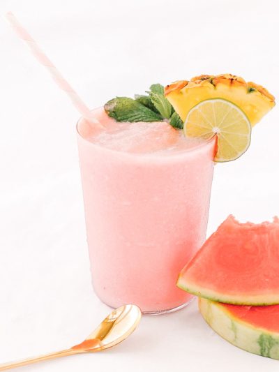 5 Perfect Summer Cocktails + Friday Link Love thumbnail