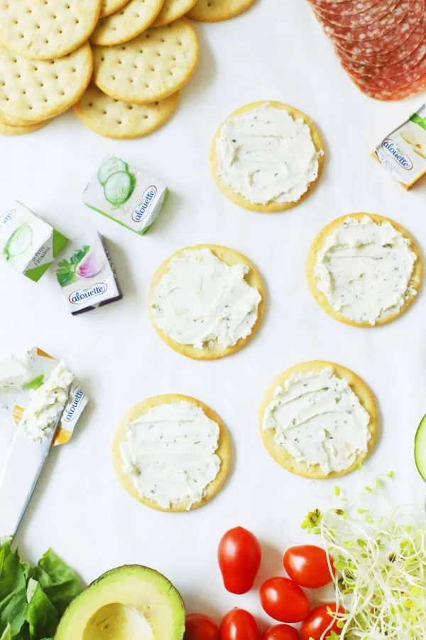 3 Quick + Delicious Football Party Snacks by @cydconverse