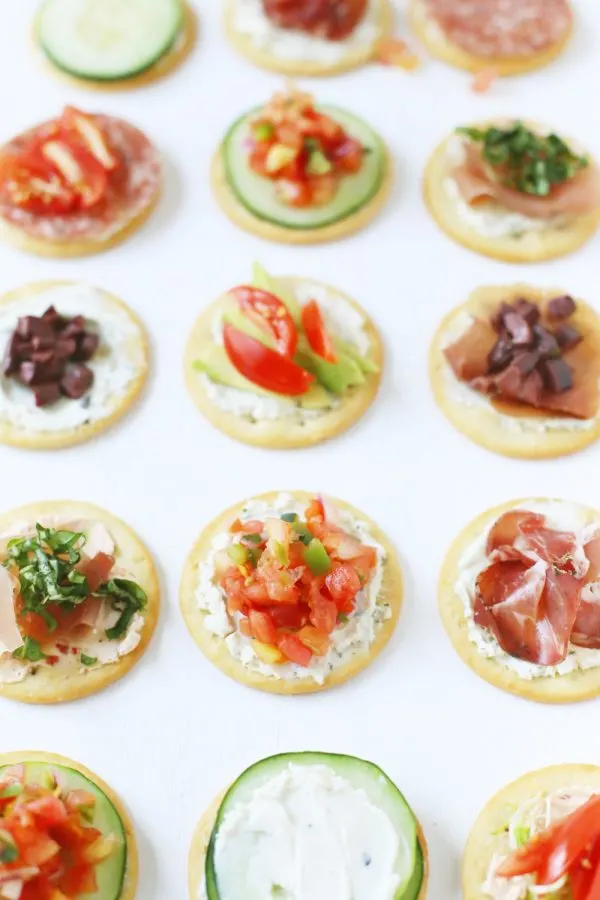 3 Quick + Delicious Football Party Snacks by @cydconverse
