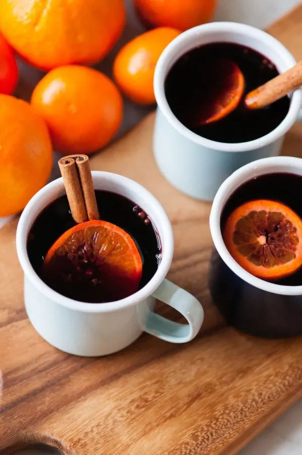 Classic Holiday Mulled Wine by @cydconverse