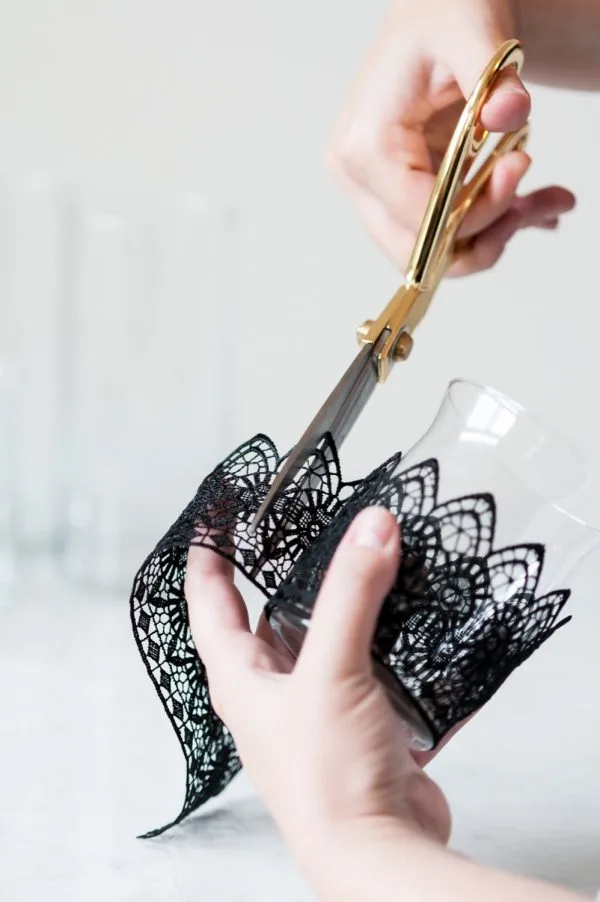 DIY Black Lace Candle Holders by @cydconverse