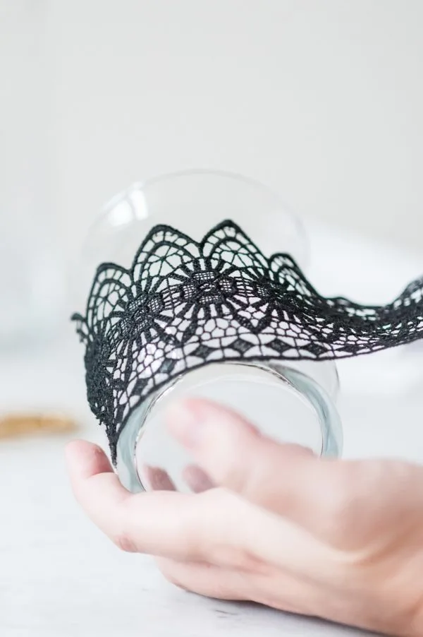 DIY Black Lace Candle Holders by @cydconverse