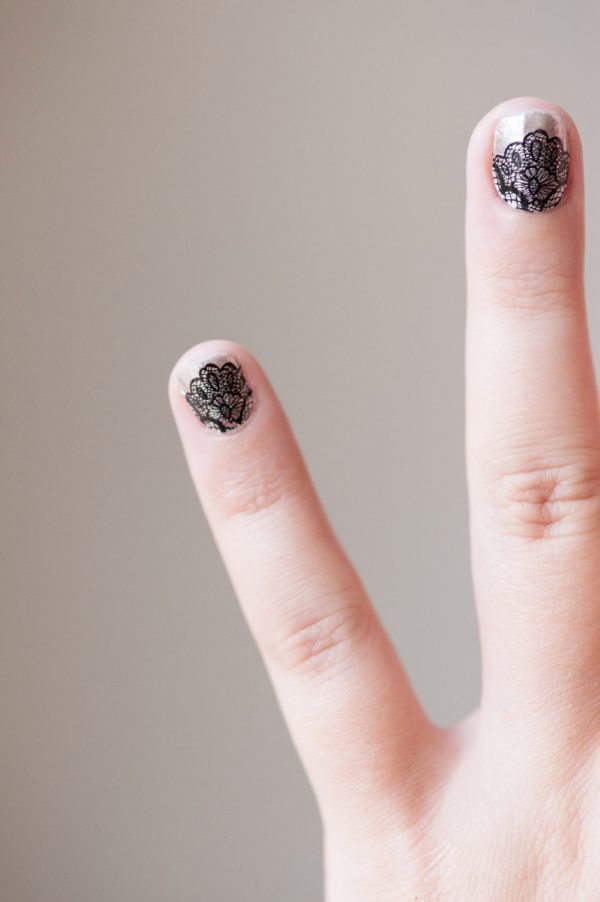 An Easy At Home DIY Manicure from @cydconverse