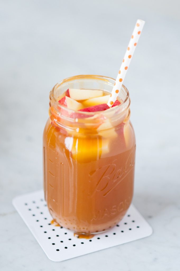 Caramel Apple Sangria by @cydconverse