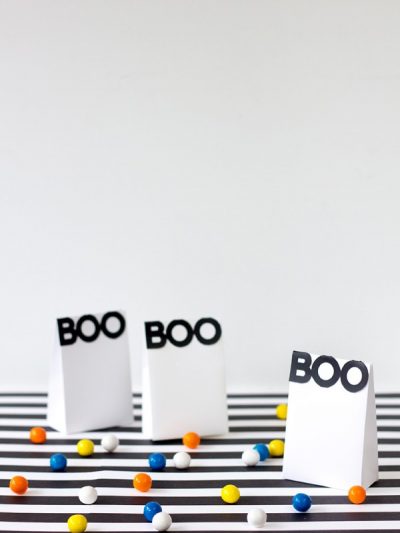 Friday Link Love thumbnail