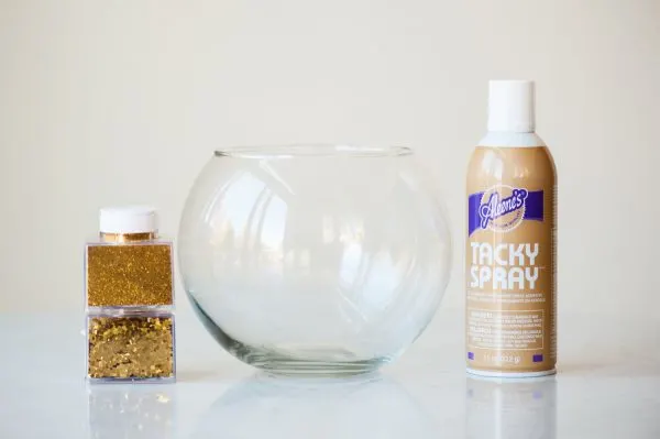 DIY Gold Confetti Glitter Vase by @cydconverse