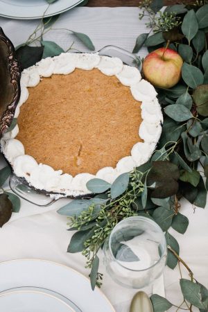 An Elegant Thanksgiving Table + Dessert Buffet from @cydconverse