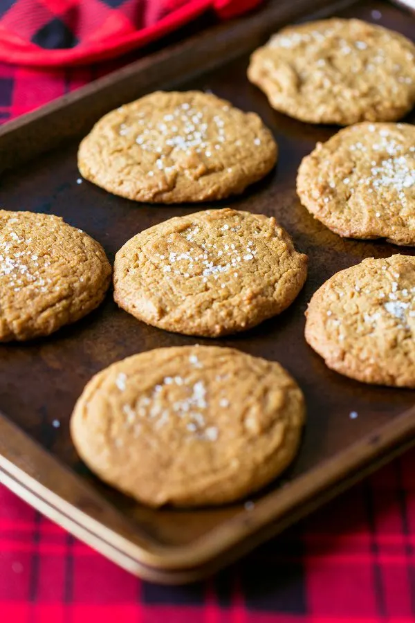 Salted Ginger Cookies by @pizzazzerie for @cydconverse