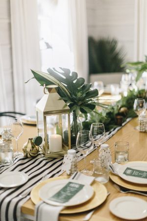 Elegant Botanical Tablescape from @cydconverse