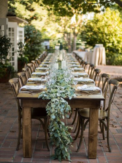 An Elegant Al Fresco Engagement Dinner Party thumbnail