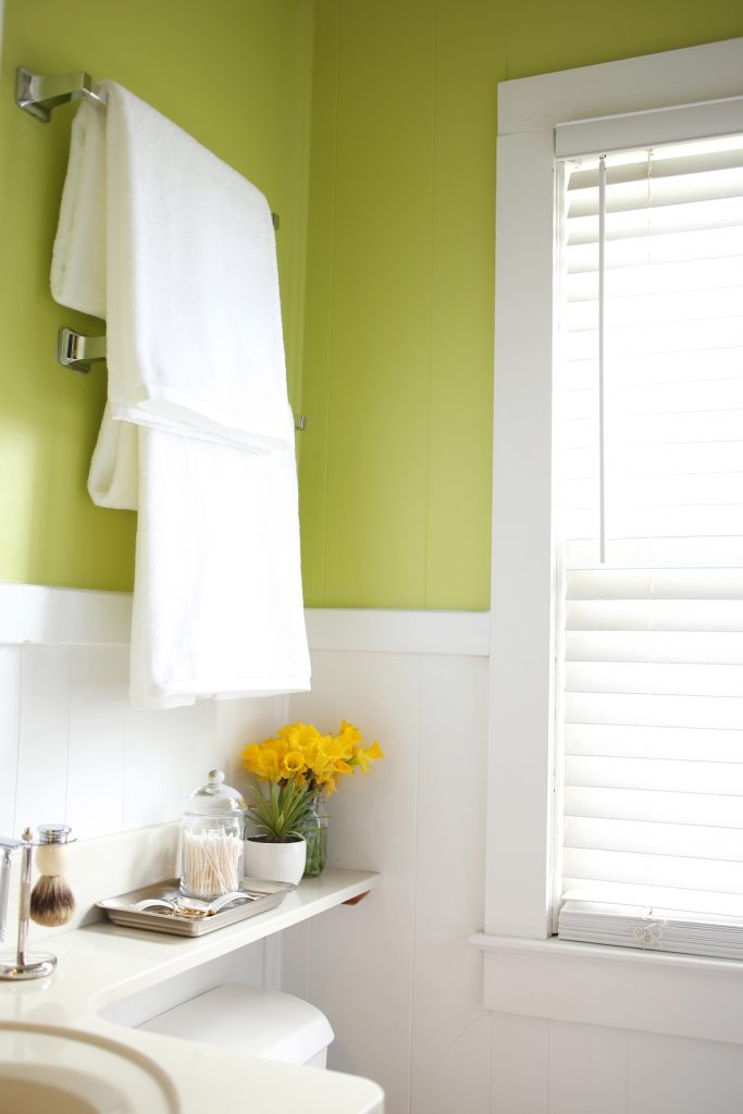 Mini Bathroom Renovation | Bathroom Paint Colors from @cydconverse and @valsparpaint