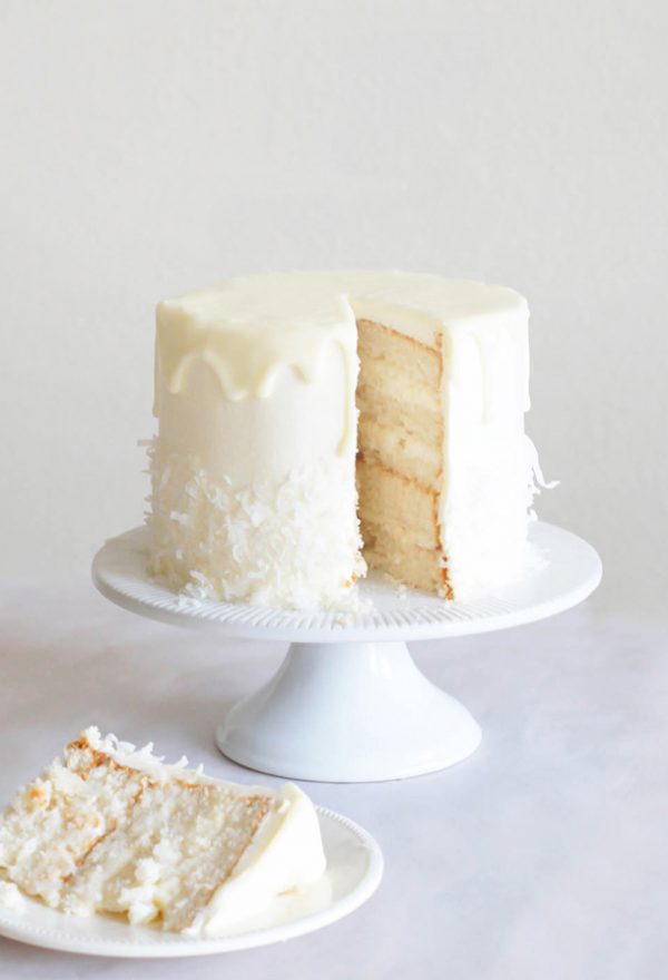 Sky High Raffaello Cake | 15 Gorgeous Easter Cakes from @cydconverse