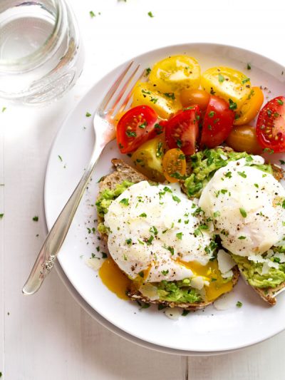 12 Healthy Breakfast Recipes to Shake Up Your Morning Routine thumbnail