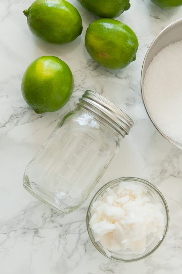 Homemade body scrub recipe | DIY body scrub from @cydconverse