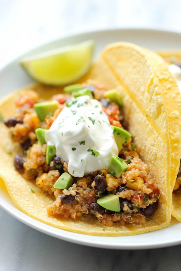 Quinoa Black Bean Tacos Recipe | Get your fix of taco recipes and the ultimate classic margarita recipe and loads of Cinco de Mayo party ideas at The Sweetest Occasion! Click to check it out or repin to save for later!