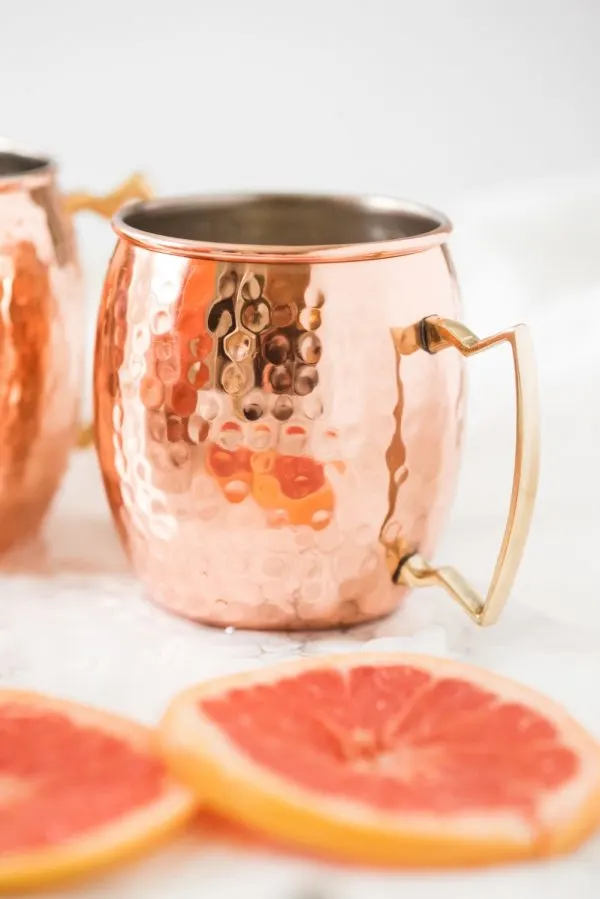 Grapefruit Moscow Mule Recipe | Cocktail recipes, party ideas and entertaining tips from @cydconverse - Repin to save or click through for the recipe!