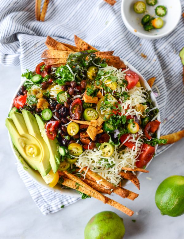 Crunchy Taco Kale Salad | Best summer salad recipes for dinner from @cydconverse