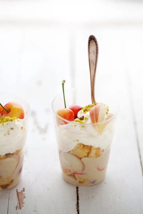 Cherry Peach Trifle Recipe | Best Summer Peach Recipes and Summer Entertaining Ideas from @cydconverse