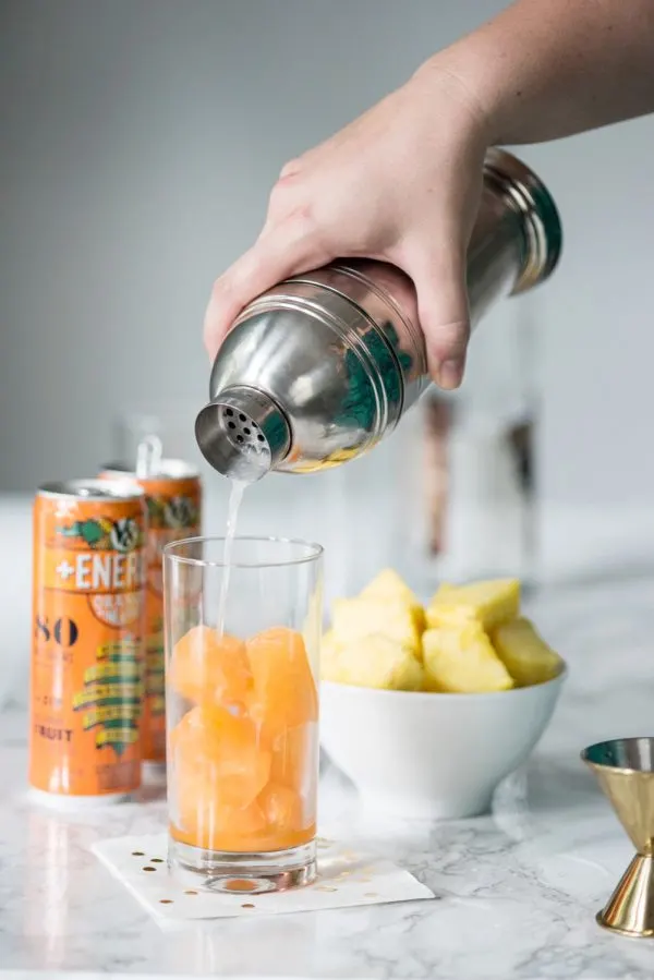 Tasty Tropical Summer Cocktails from @cydconverse | Made with amazing @v8juices - real veggies for real people!