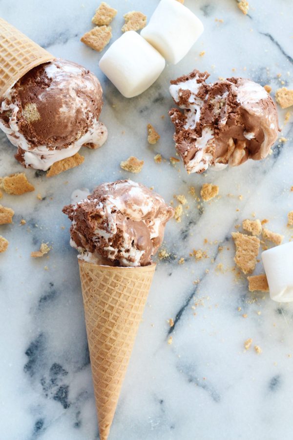 Smores Ice Cream Recipe | Best Homemade Ice Cream Recipes from @cydconverse