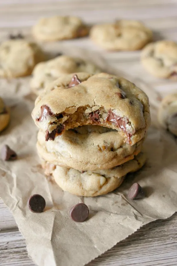 The Best Chocolate Chip Cookies | Best chocolate chip cookie recipes, entertaining tips and party ideas from @cydconverse