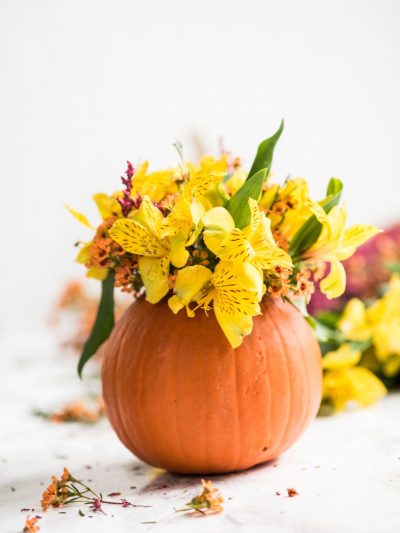 DIY Pumpkin Flower Arrangements thumbnail