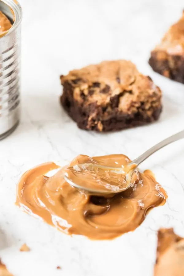 Triple Layer Dulce de Leche Brownie Cookie Bars Recipe from @eaglebrand and @cydconverse | Best fudge recipes, cookie exchange recipes and party ideas!