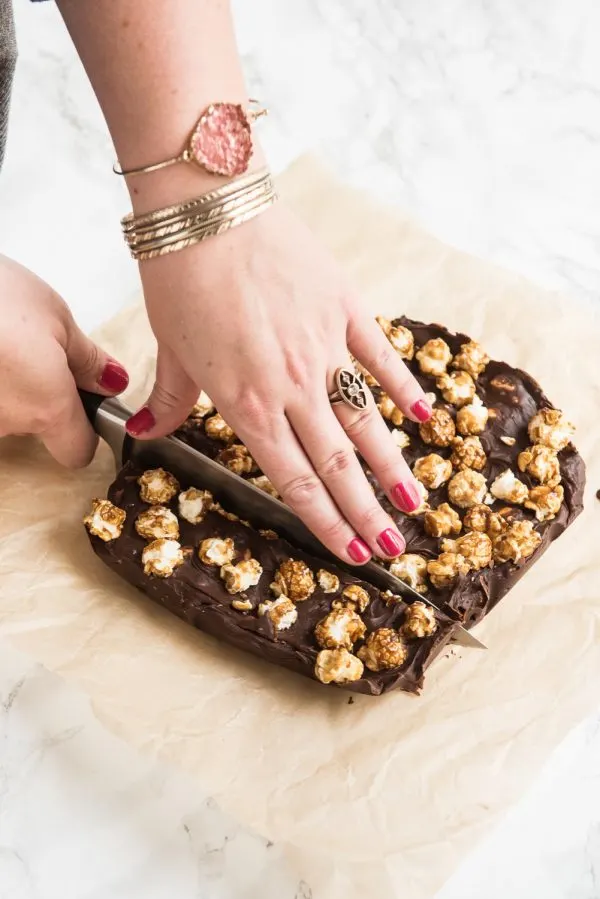 Dark Chocolate Caramel Corn Fudge Recipe from @eaglebrand and @cydconverse | Best fudge recipes, cookie exchange recipes and party ideas!