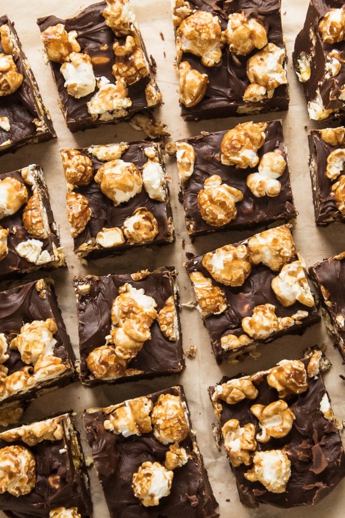 Dark Chocolate Caramel Corn Fudge Recipe from @eaglebrand and @cydconverse | Best fudge recipes, cookie exchange recipes and party ideas!