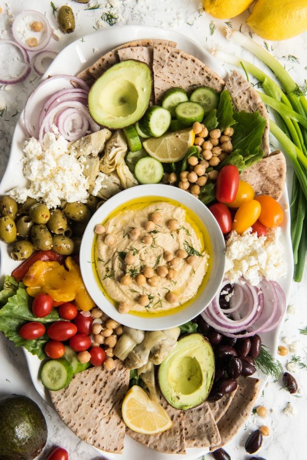 The Ultimate Hummus Plate | Easy party appetizers, recipes, cocktail recipes, entertaining tips and party ideas from @cydconverse