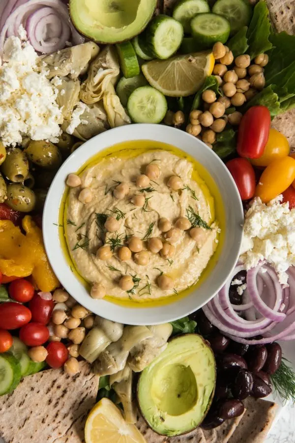 The Ultimate Hummus Plate | Easy party appetizers, recipes, cocktail recipes, entertaining tips and party ideas from @cydconverse