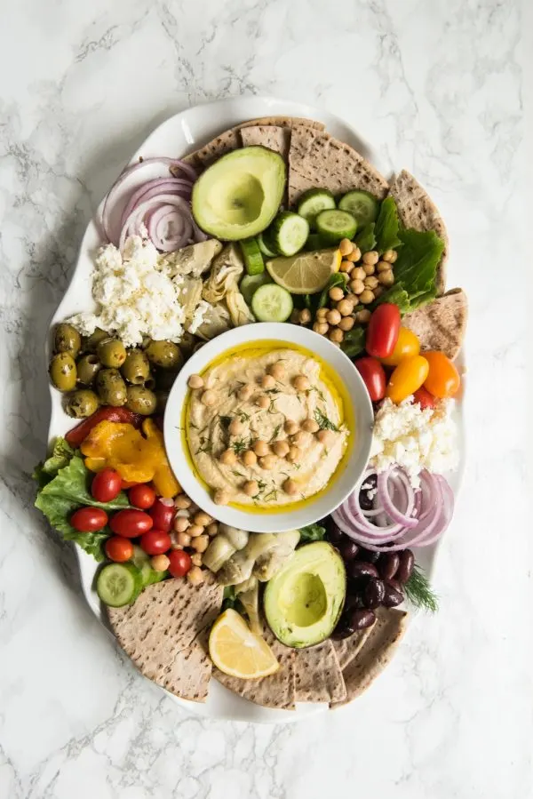 The Ultimate Hummus Plate | Easy party appetizers, recipes, cocktail recipes, entertaining tips and party ideas from @cydconverse