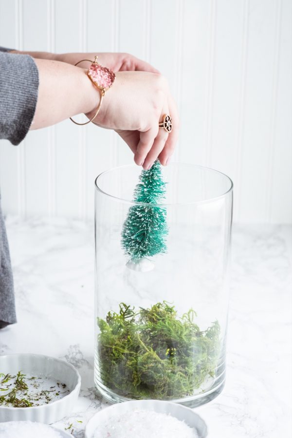 DIY Terrarium Winter Scene | Christmas DIY ideas, homemade Christmas decorations and more from @cydconverse