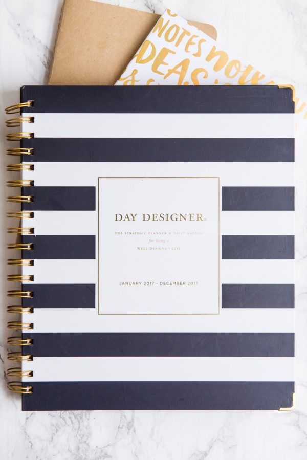 Best Planners for 2017 | Day Designer Review from @cydconverse