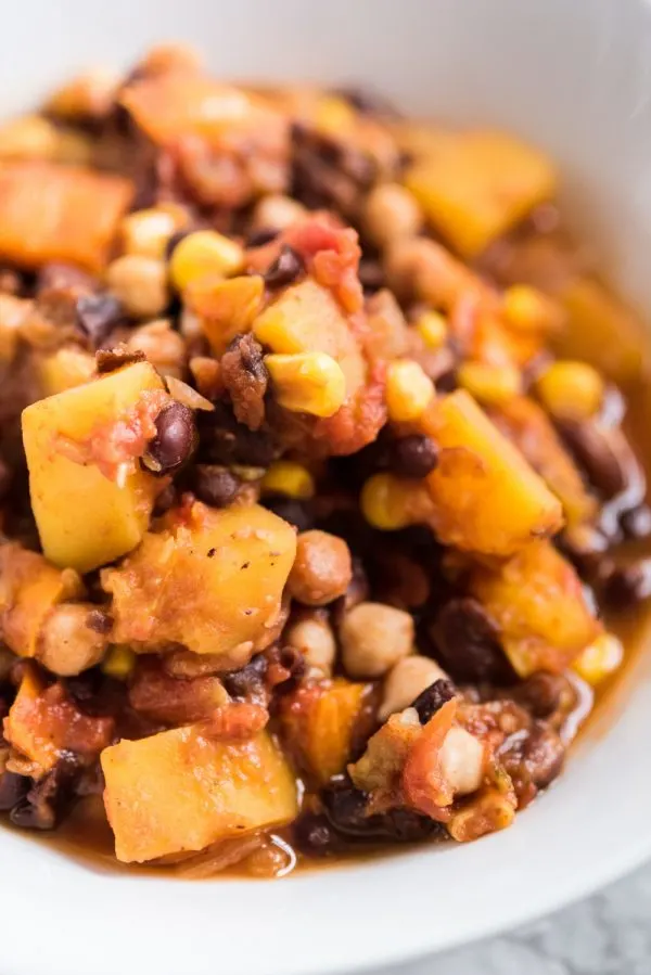 Butternut Squash Vegetarian Chili Recipe | Super Bowl recipes, entertaining tips, Super Bowl party ideas, party themes and more from @cydconverse